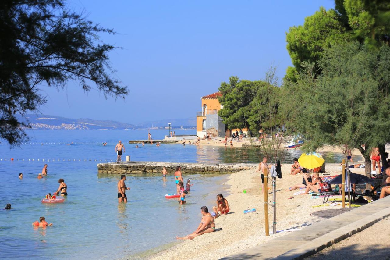 Apartments By The Sea Kastel Kambelovac, Kastela - 17188 Ngoại thất bức ảnh