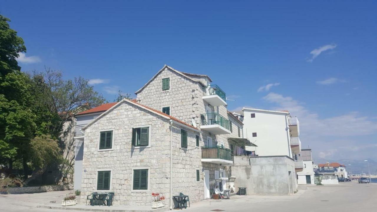 Apartments By The Sea Kastel Kambelovac, Kastela - 17188 Ngoại thất bức ảnh